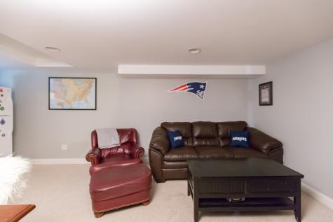 10 Cedarwood Drive Falmouth ME 04105