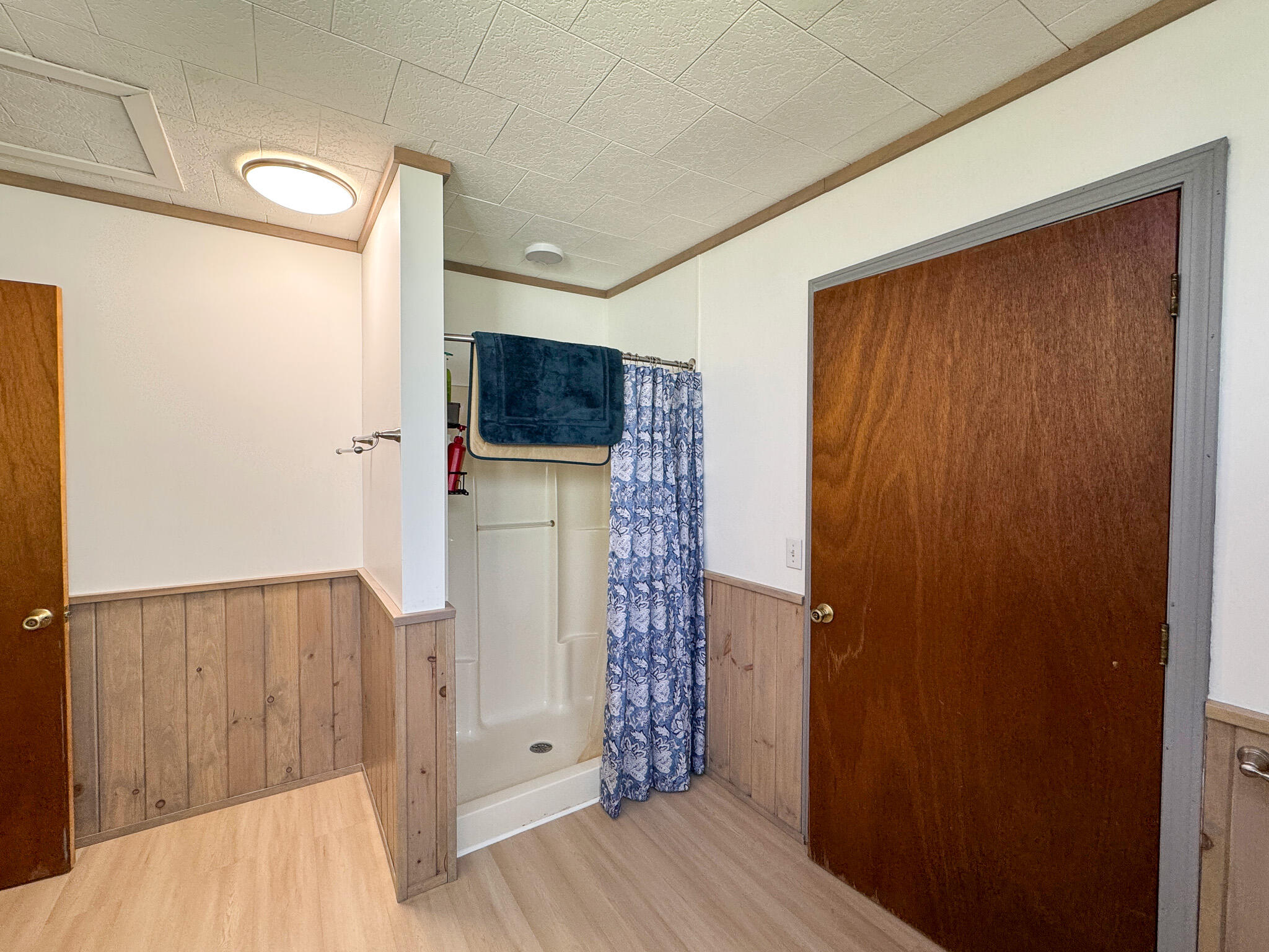 26 Hale Street Lincoln ME 04457