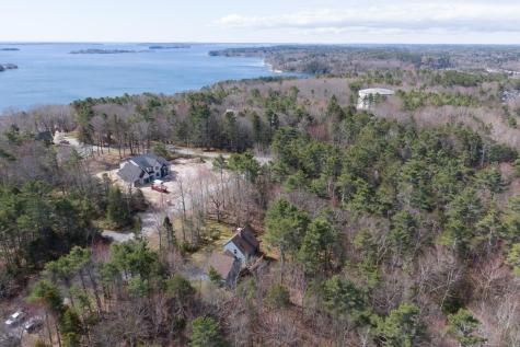 135 Fairwind Lane Yarmouth ME 04096