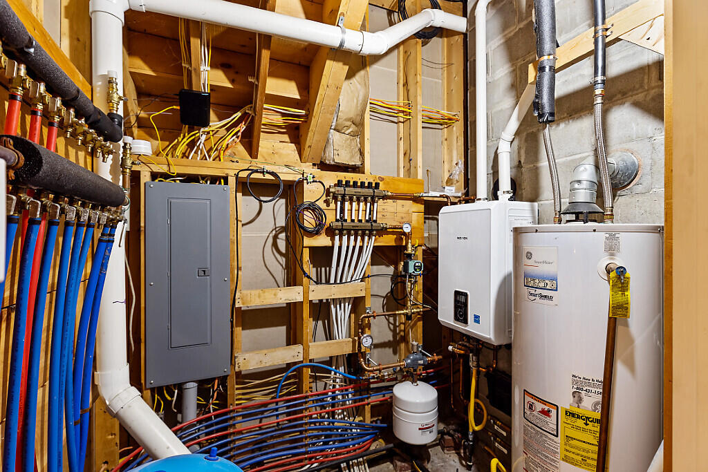 1 Willis Point Road Westport Island ME 04578