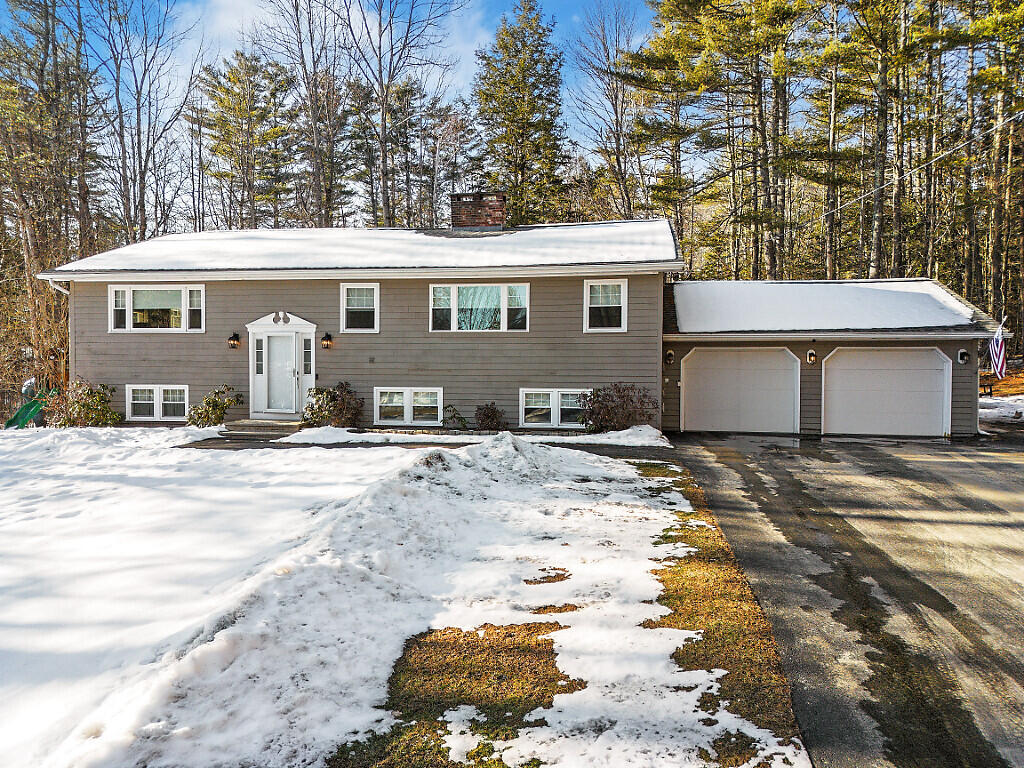 50 Country Club Road Manchester ME 04351