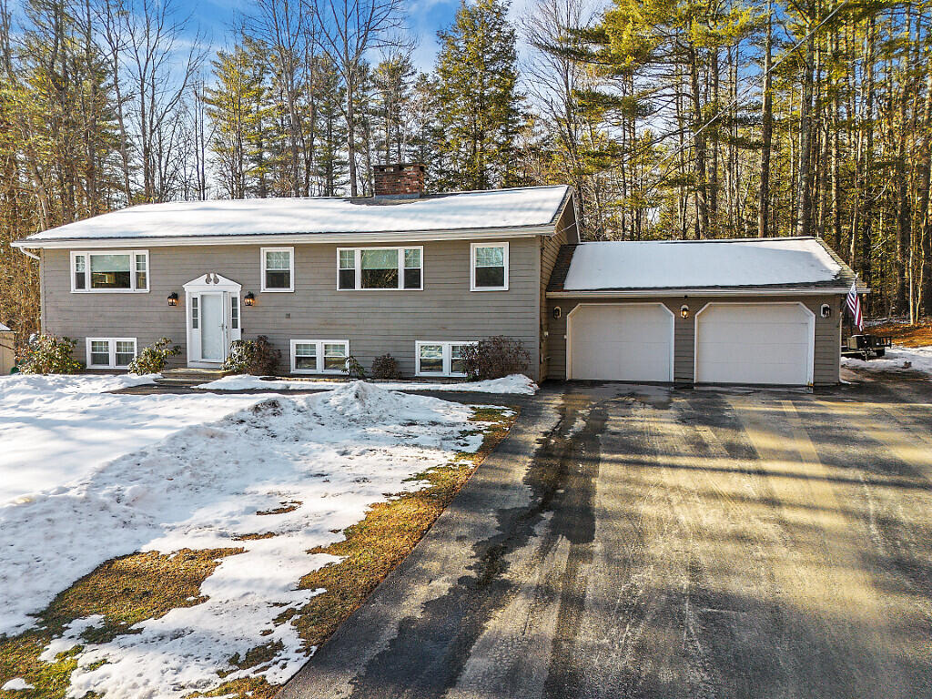 50 Country Club Road Manchester ME 04351