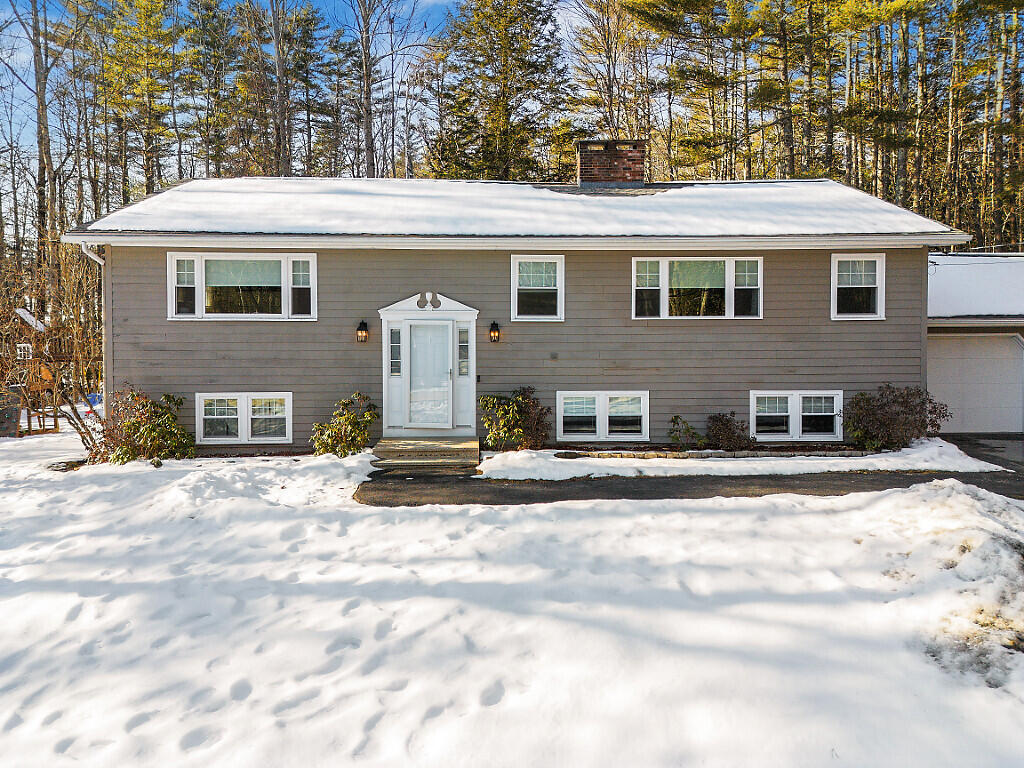 50 Country Club Road Manchester ME 04351