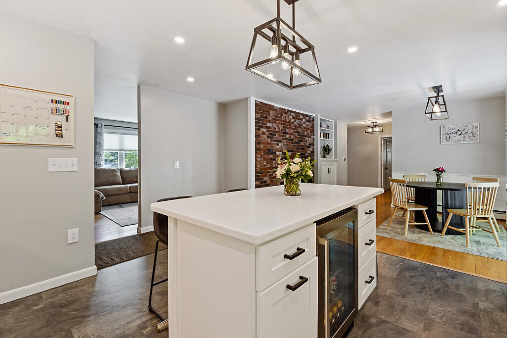 50 Country Club Road Manchester ME 04351