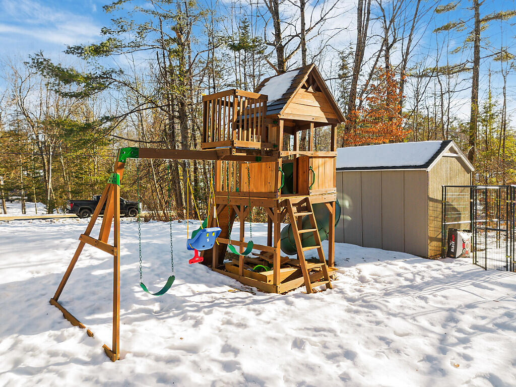 50 Country Club Road Manchester ME 04351