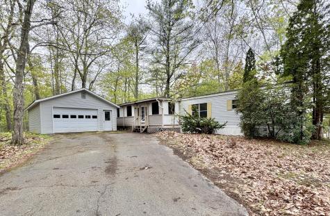 63 Pond Street Bucksport ME 04416
