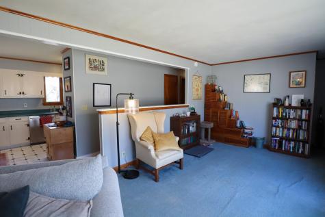 20 Swan Road Standish ME 04084