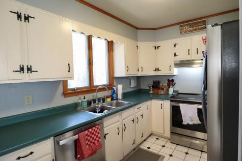 20 Swan Road Standish ME 04084