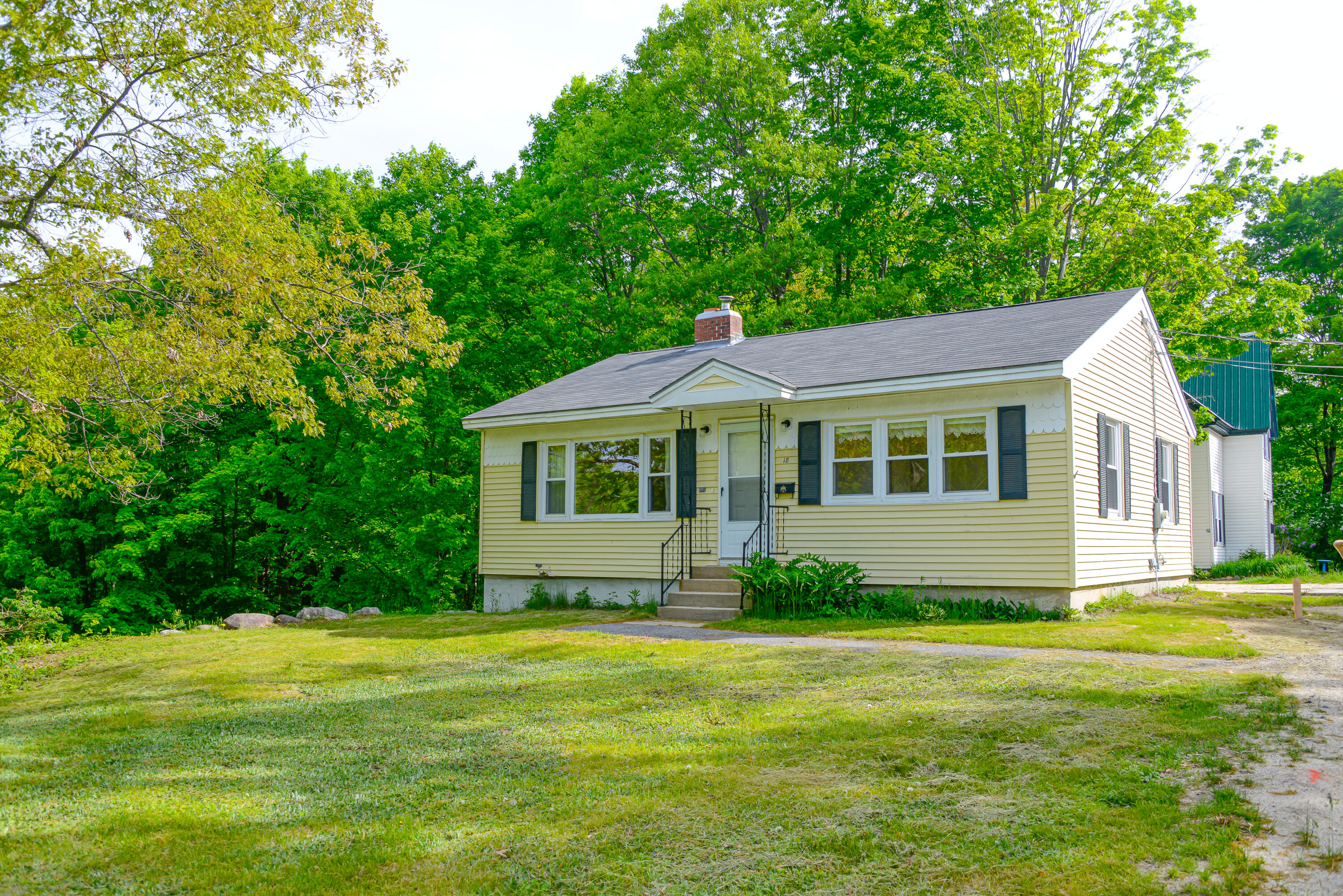 18 Elm Street Bridgton ME 04009