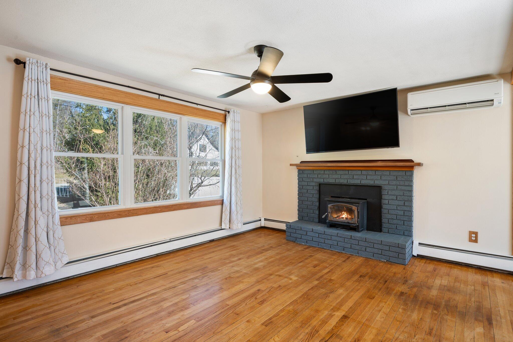 32 Charles Drive Holden ME 04429