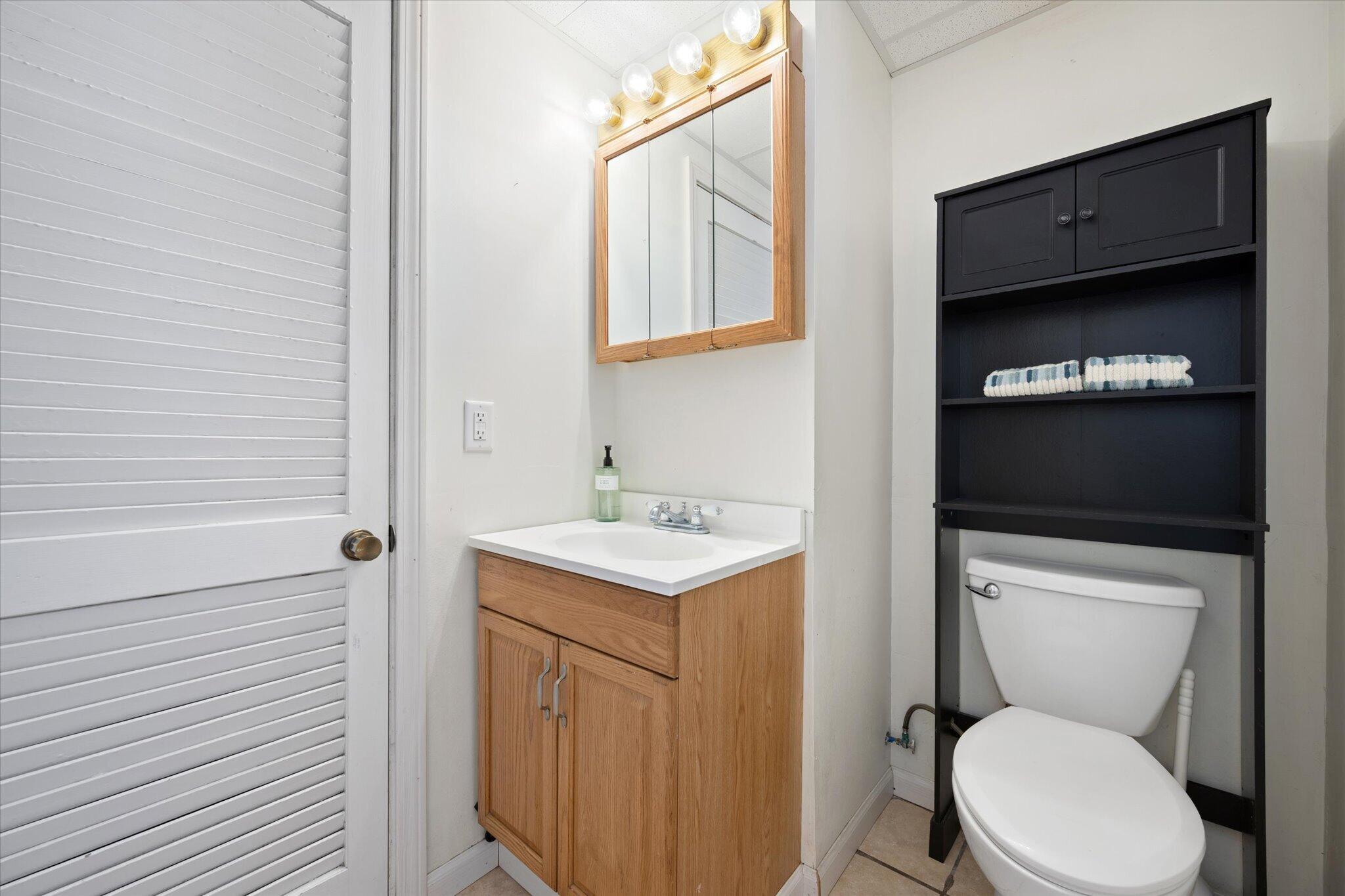 32 Charles Drive Holden ME 04429