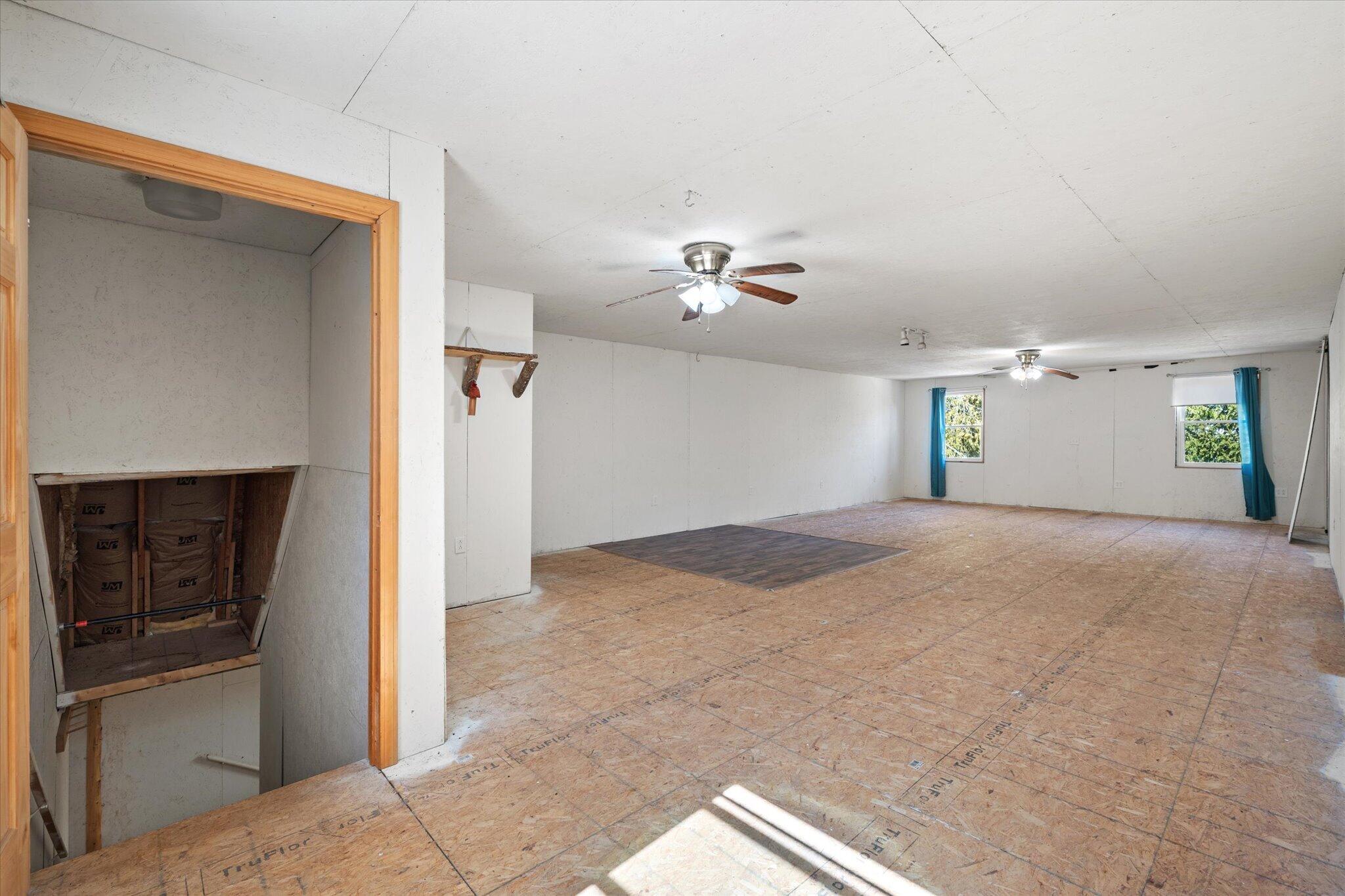 32 Charles Drive Holden ME 04429