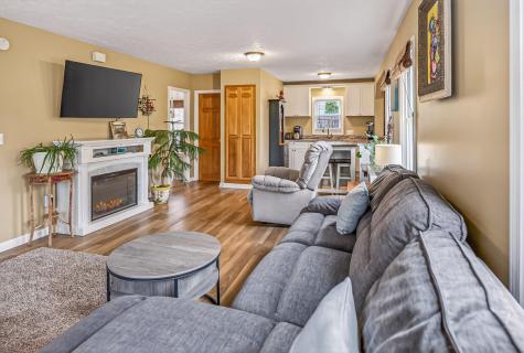 28 Cookman Avenue Old Orchard Beach ME 04064