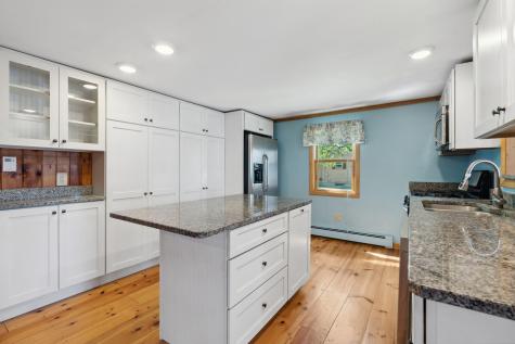 55 Seths Landing Yarmouth ME 04096