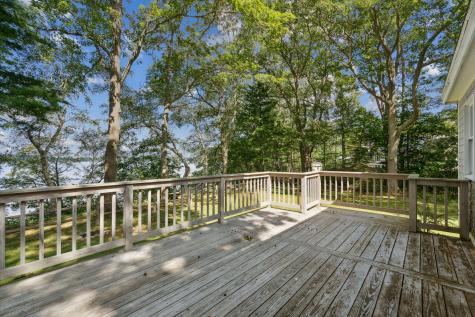 55 Seths Landing Yarmouth ME 04096