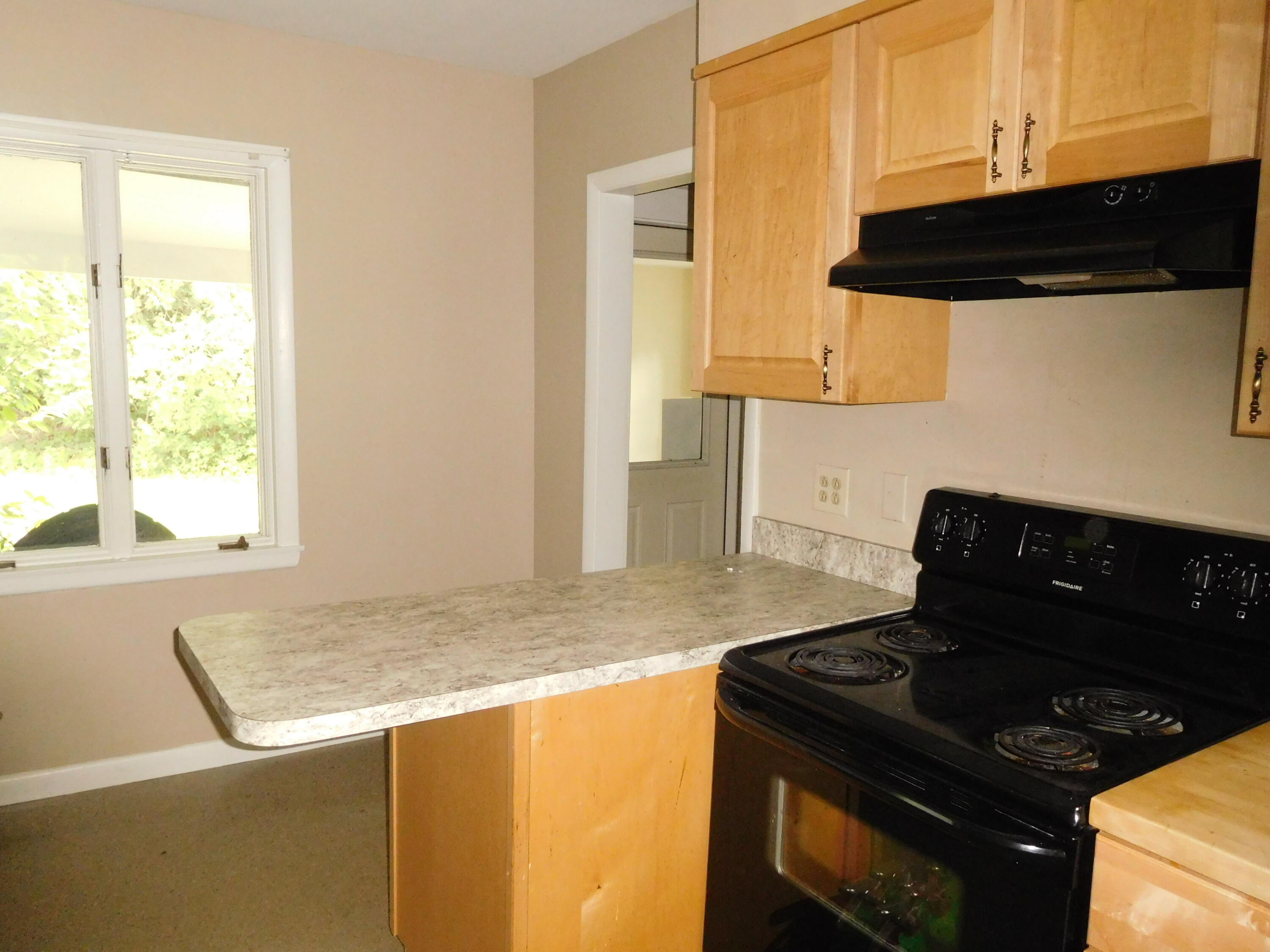 23 Pleasant Street Lewiston ME 04240