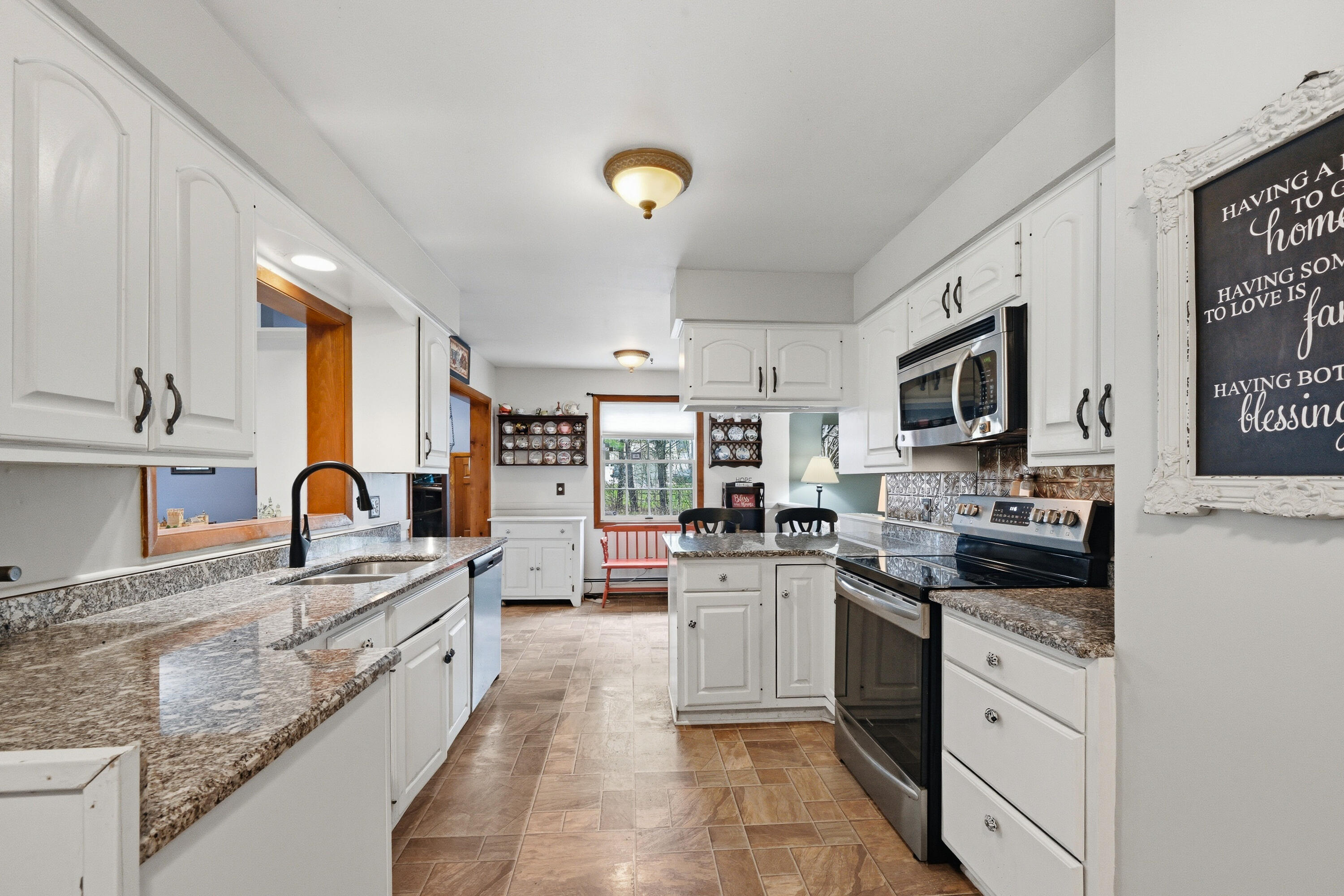 704 W Auburn Road Auburn ME 04210