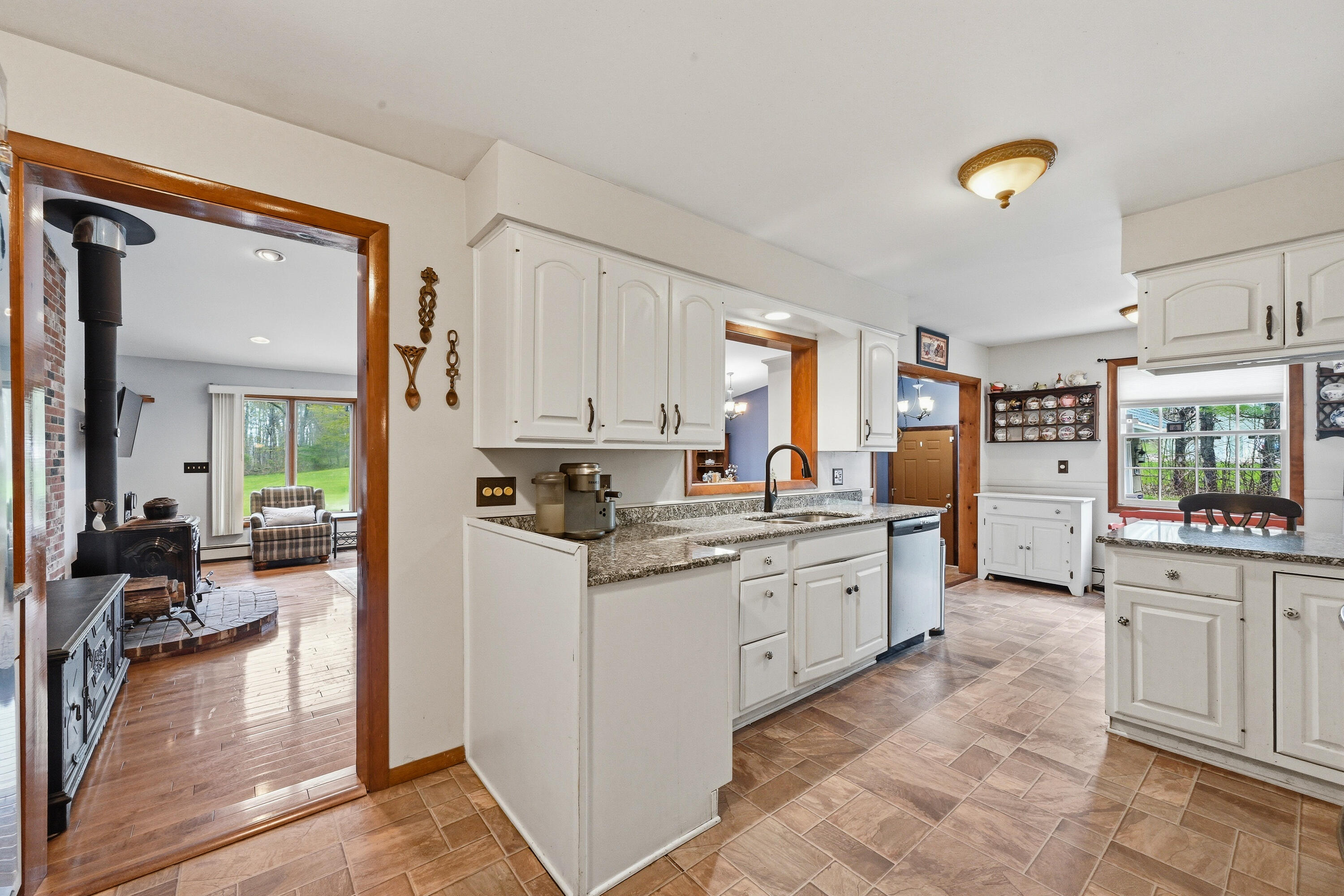 704 W Auburn Road Auburn ME 04210