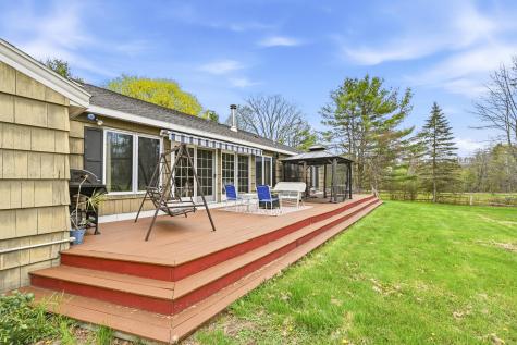 704 W Auburn Road Auburn ME 04210