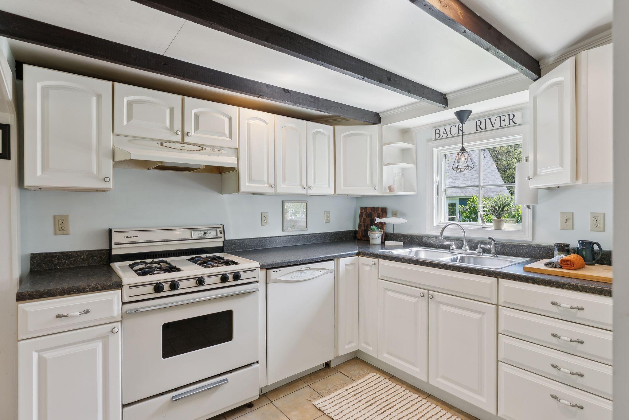 592 Old Stage Road Arrowsic ME 04530