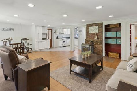 592 Old Stage Road Arrowsic ME 04530