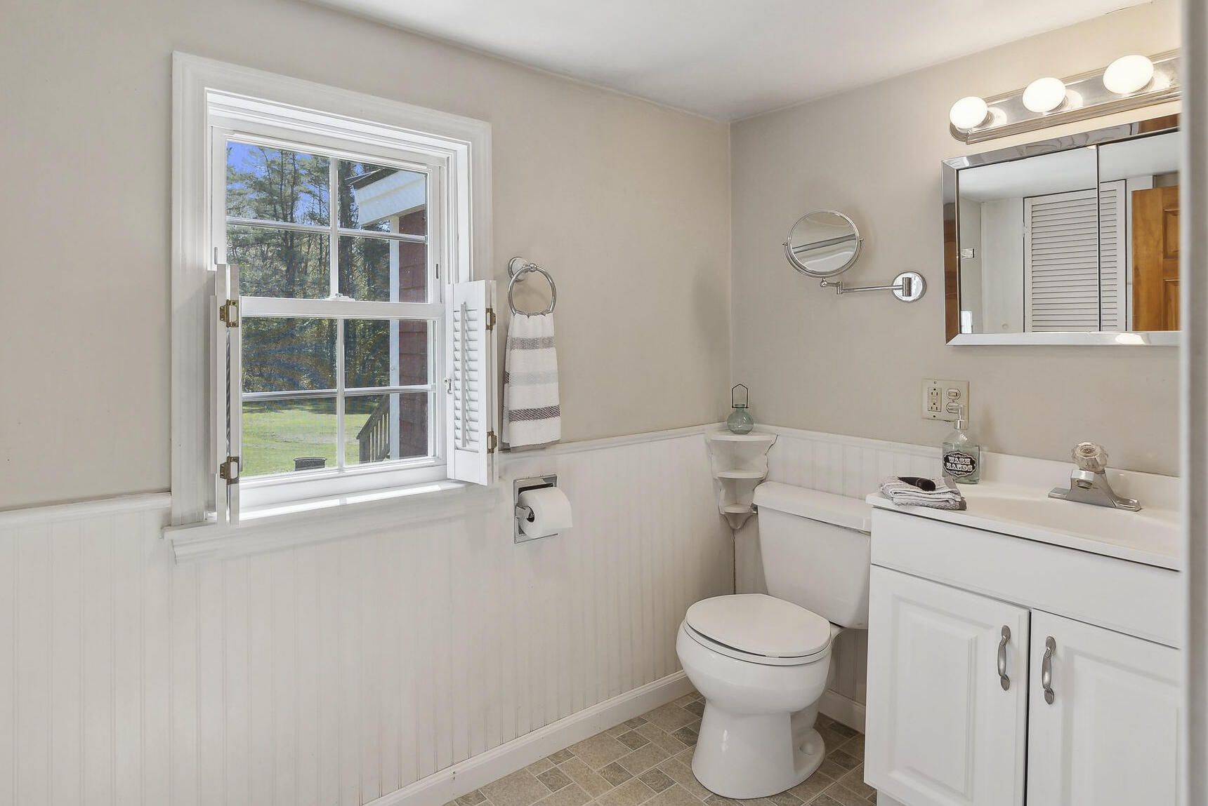 592 Old Stage Road Arrowsic ME 04530