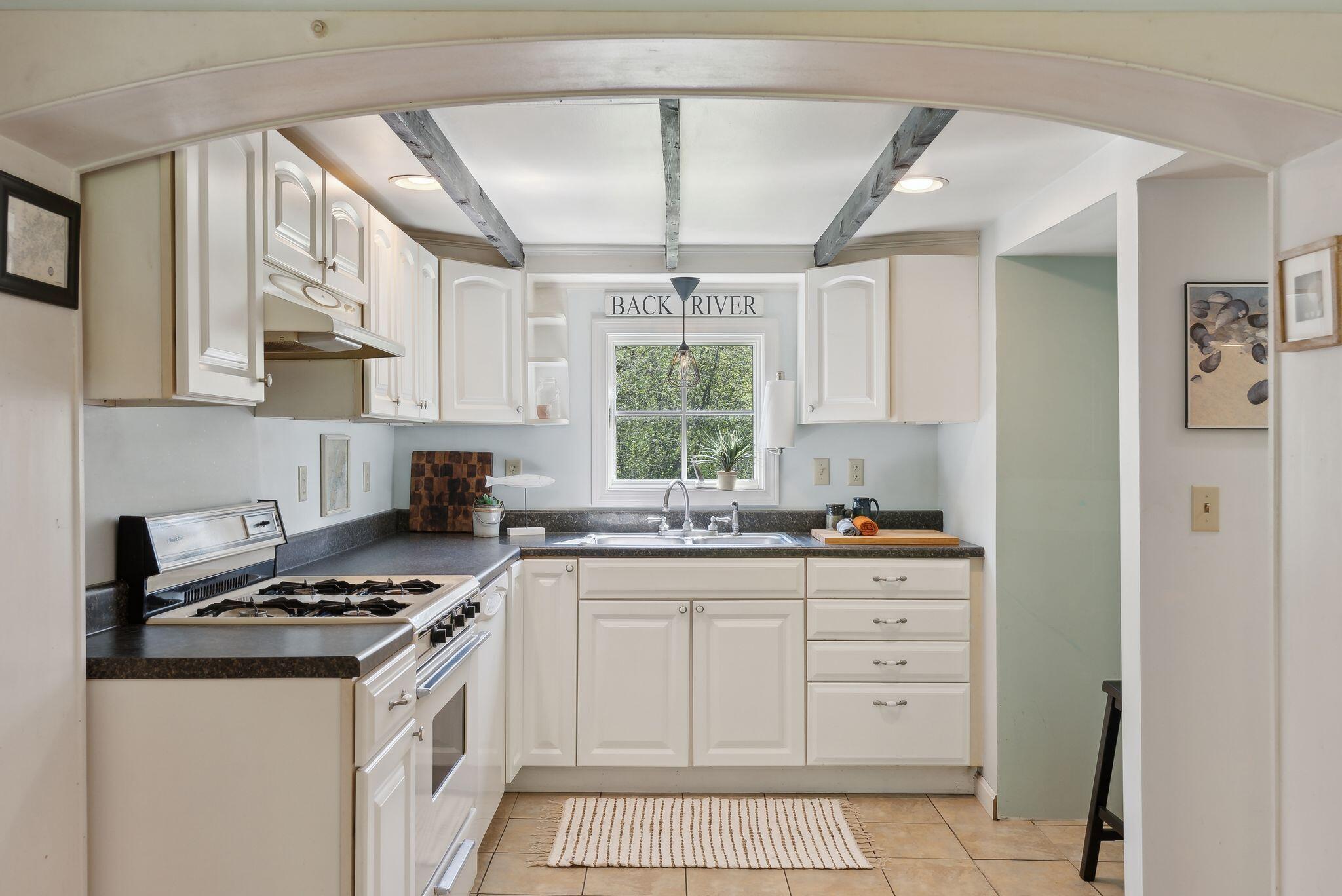 592 Old Stage Road Arrowsic ME 04530