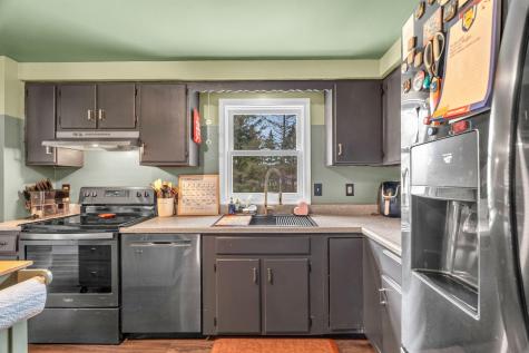 6 Coolidge Avenue Hampden ME 04444