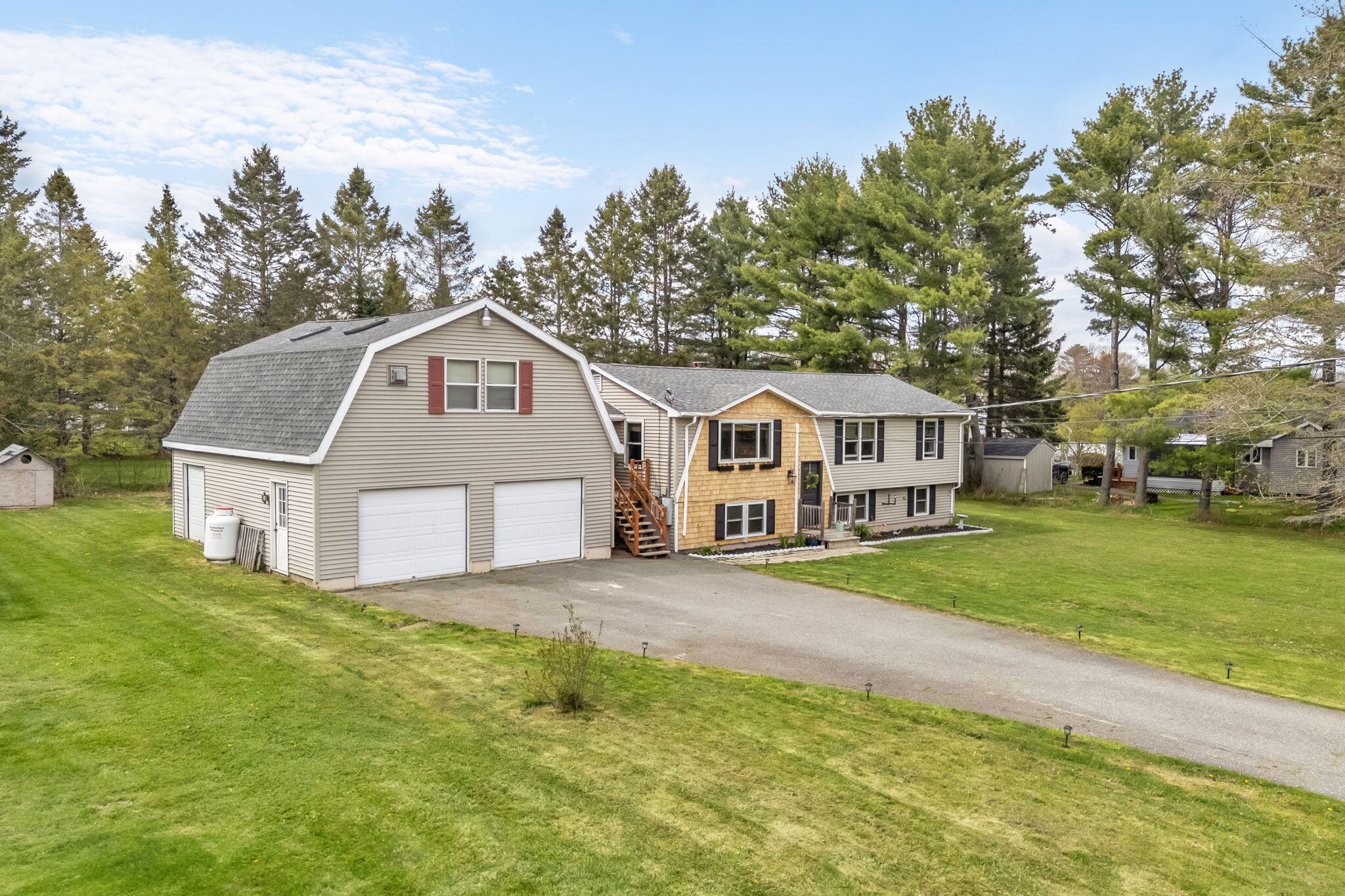 6 Coolidge Avenue Hampden ME 04444