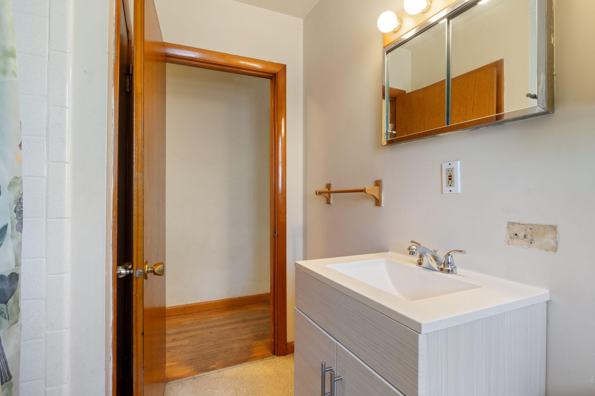 926 Meetinghouse Road Wells ME 04090