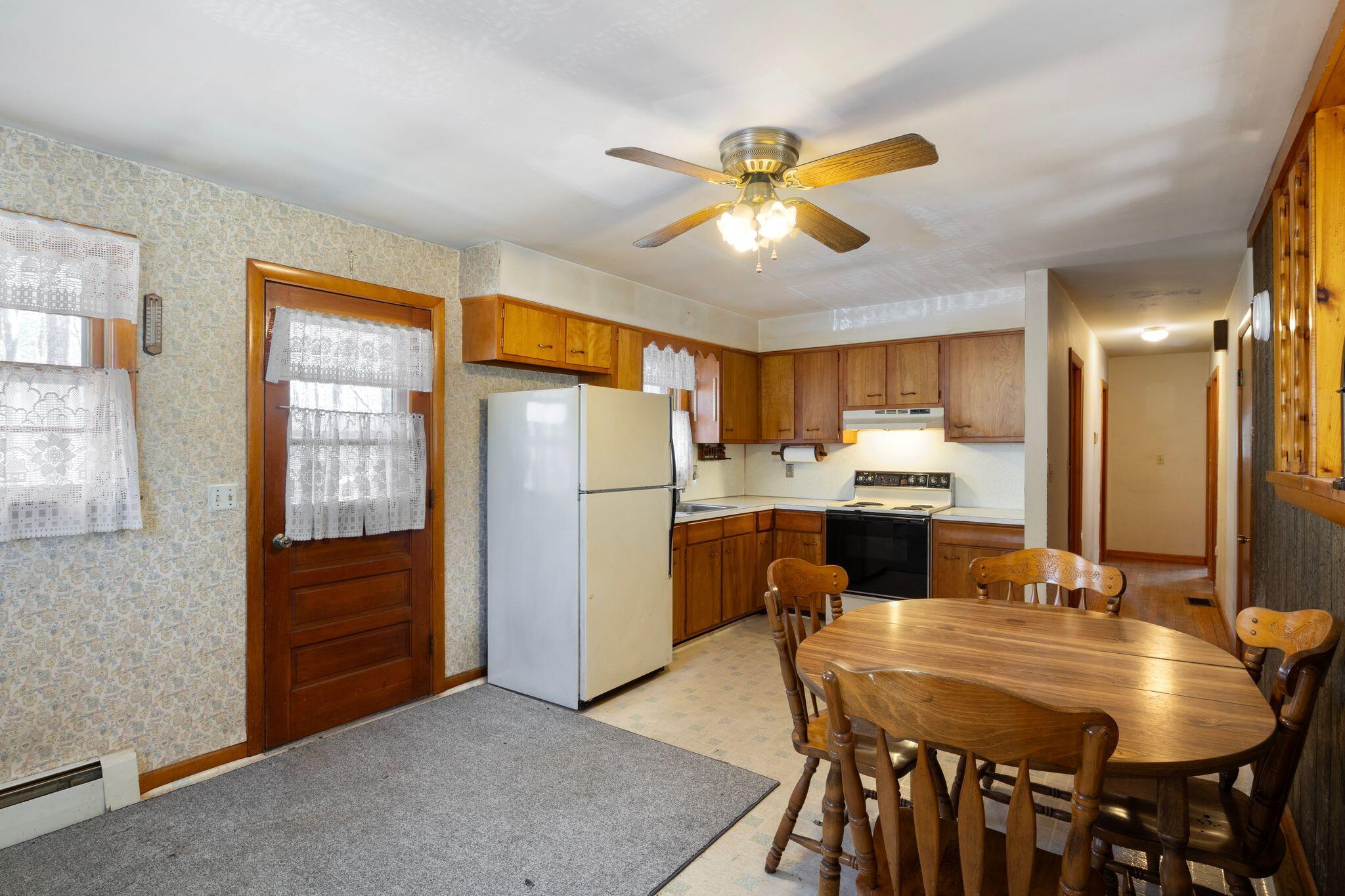 926 Meetinghouse Road Wells ME 04090