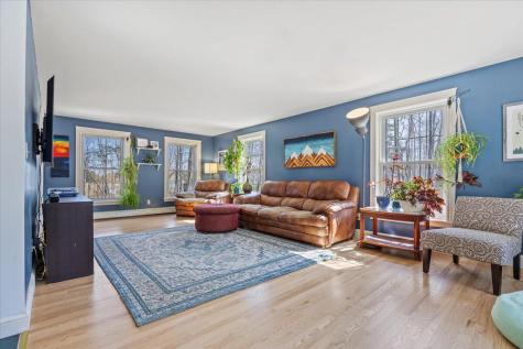 44 Thunder Road North Yarmouth ME 04097