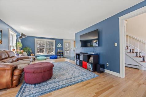 44 Thunder Road North Yarmouth ME 04097