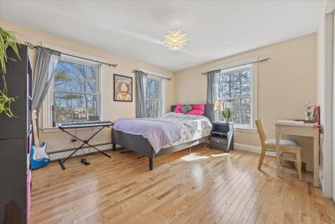 44 Thunder Road North Yarmouth ME 04097