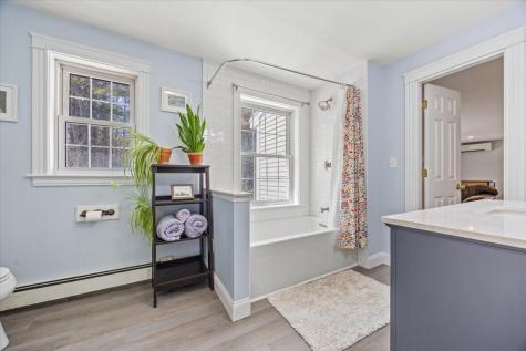 44 Thunder Road North Yarmouth ME 04097