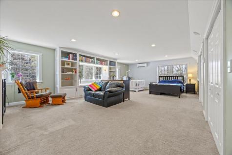 44 Thunder Road North Yarmouth ME 04097