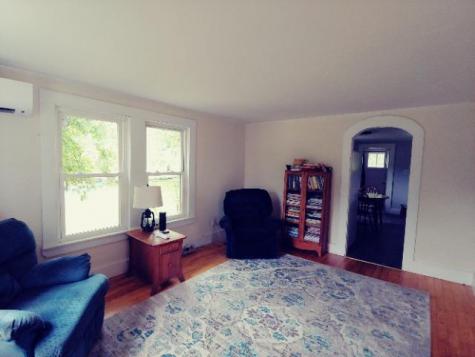 21 Park Avenue Dixfield ME 04224
