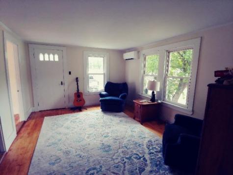 21 Park Avenue Dixfield ME 04224