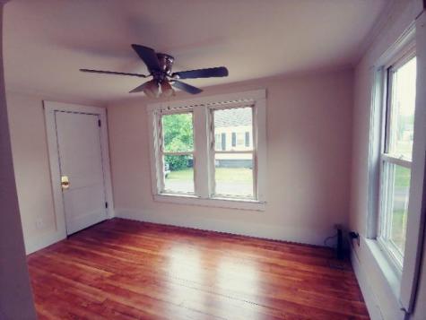 21 Park Avenue Dixfield ME 04224