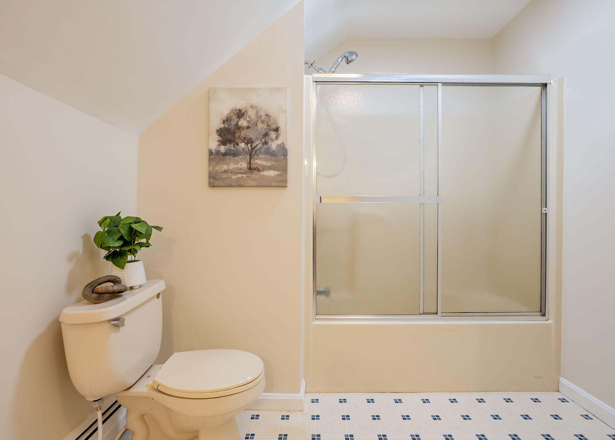 6 Samuels Way Gorham ME 04038