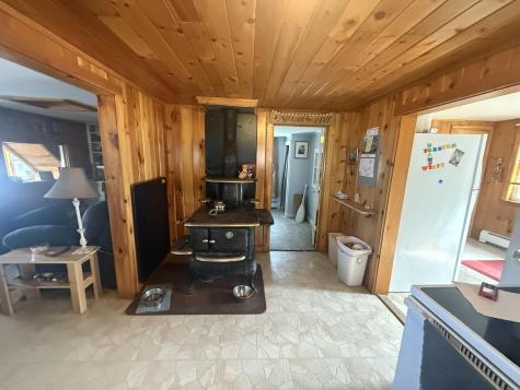 64 Ludden Lane Lincoln ME 04457
