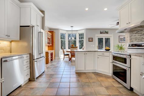 16 Chandler Drive Falmouth ME 04105