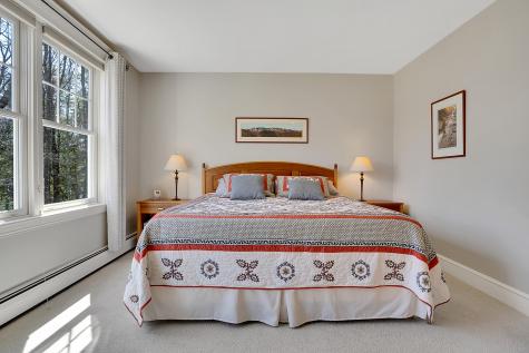 16 Chandler Drive Falmouth ME 04105