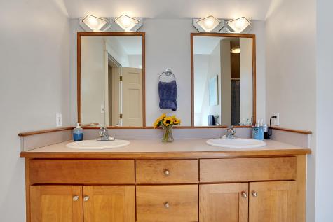 16 Chandler Drive Falmouth ME 04105
