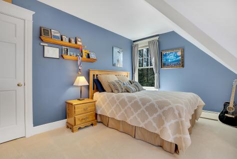 16 Chandler Drive Falmouth ME 04105