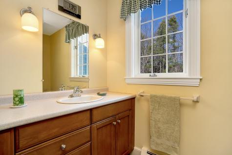 16 Chandler Drive Falmouth ME 04105