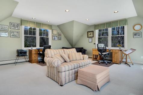 16 Chandler Drive Falmouth ME 04105