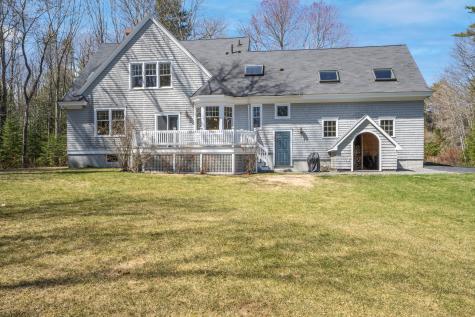 16 Chandler Drive Falmouth ME 04105