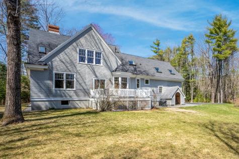 16 Chandler Drive Falmouth ME 04105