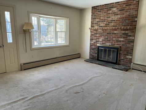 28 N Riverside Drive Waterville ME 04901